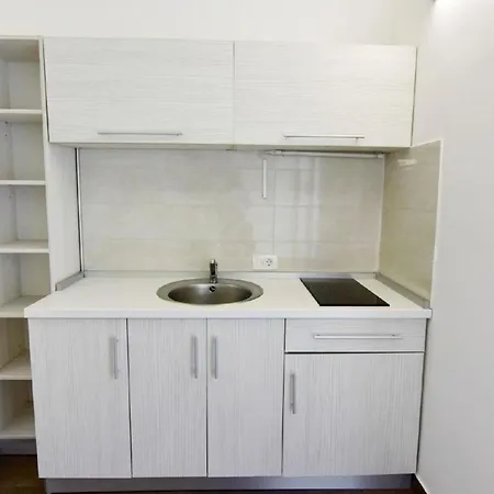 Ferienwohnung In Mit Schoner Terrasse דירה *